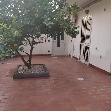 Casa Vacanza Rania Holiday home